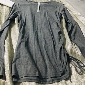 Lululemon chinch it Top Size 8